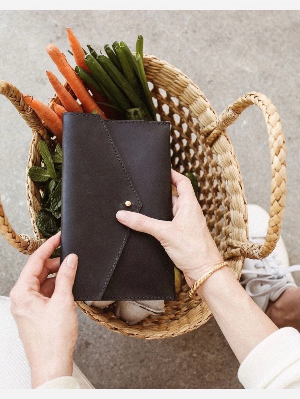 Abeba Full-Grain Leather Envelope Clutch